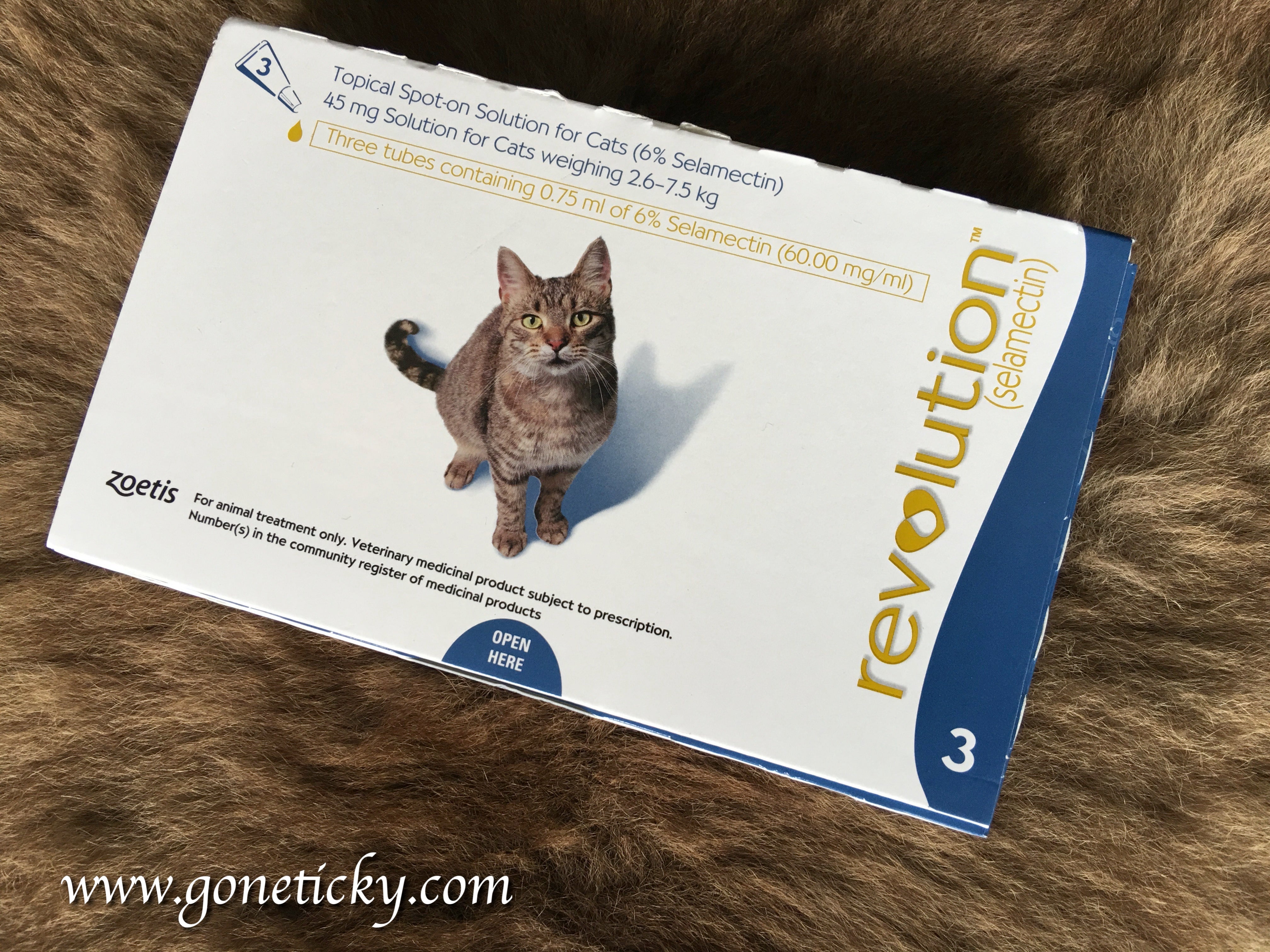 REVOLUTION® (3 doses) 45mg Treatment for Fleas And Ear Mites for CATS & KITTENS 5.1-15lbs (2.6-7.5kg)